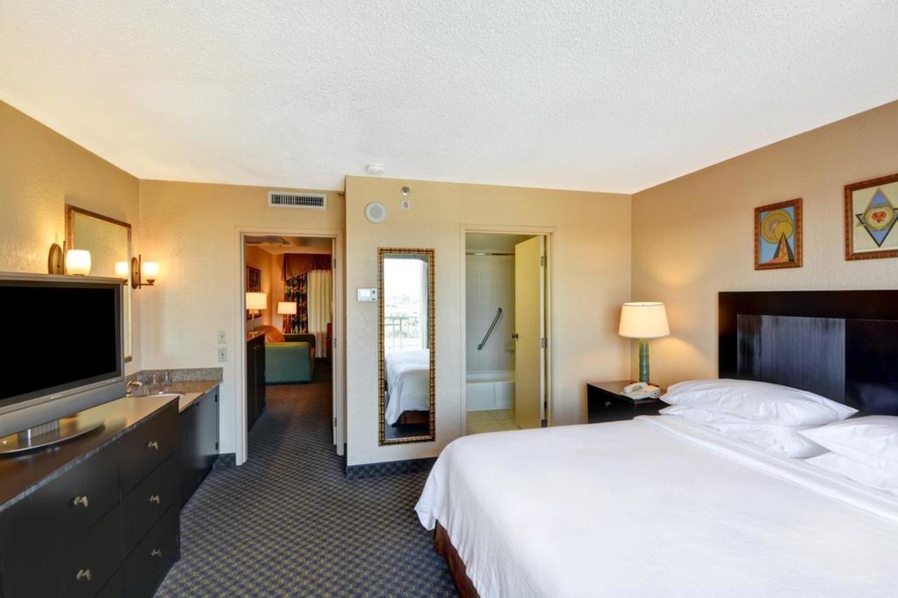 Embassy Suites San Antonio Airport Buitenkant foto